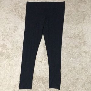 Black leggings